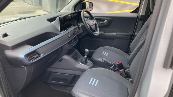 Ford Transit Courier Diesel 1.5 EcoBlue Active Van - Image 13